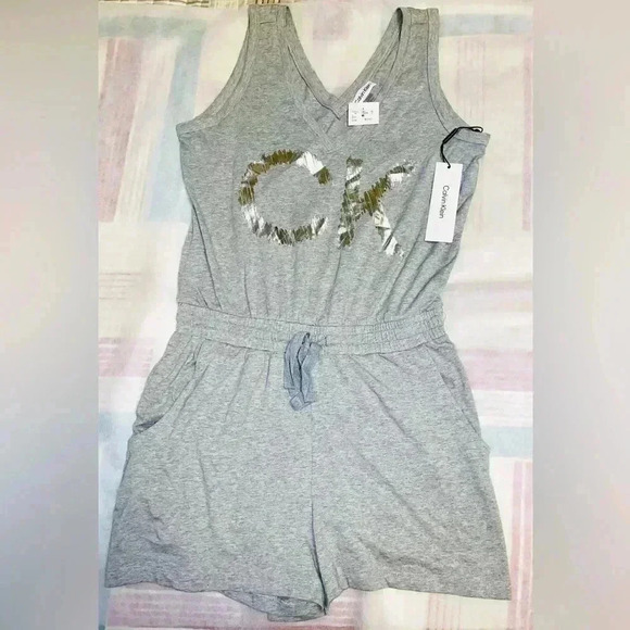 🌼New outfit  for girls by Calvin Klein 🌼 - Picture 1 of 6